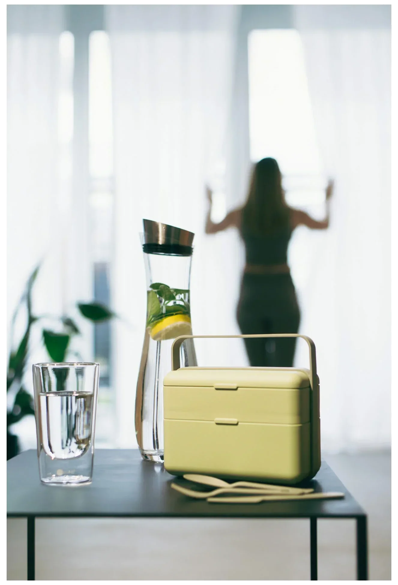 BAULETTO Vysoký lunchbox, světlá lesní zelená / BLIM PLUS