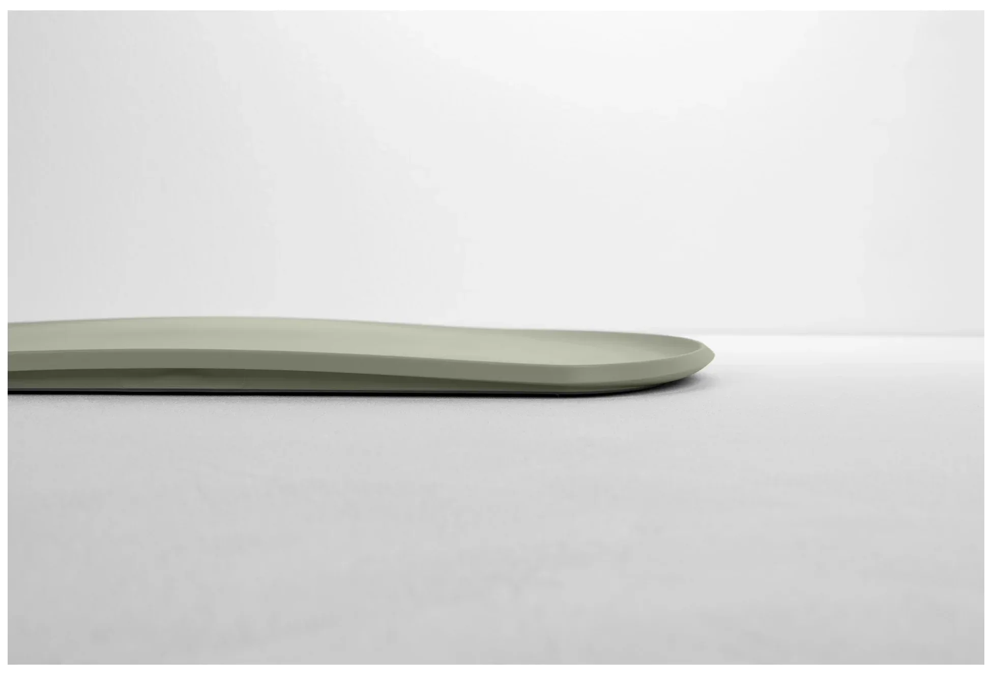 SKATEBOARD Krájecí prkénko/servírování, střední lesní zelená / BLIM PLUS