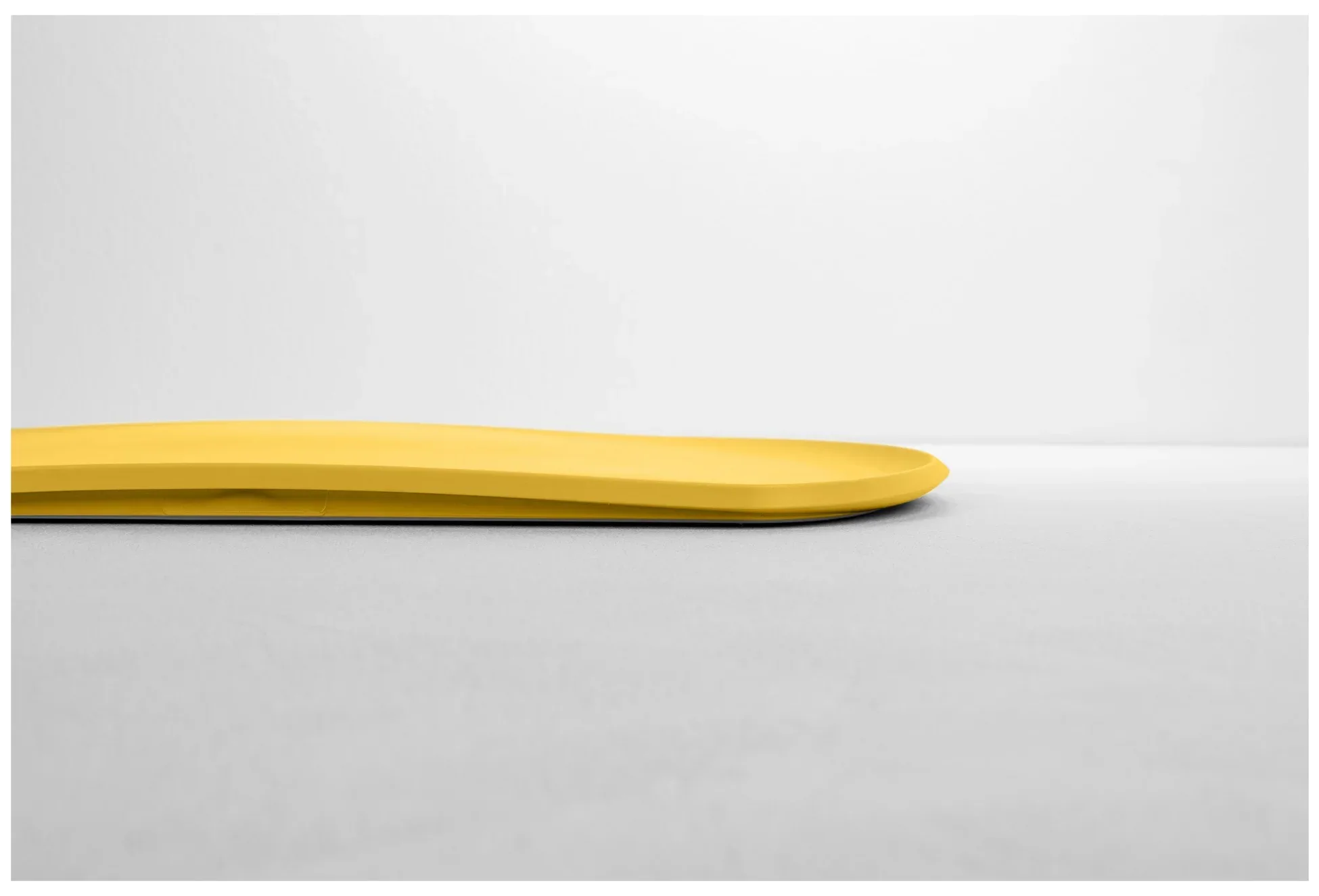 SKATEBOARD Krájecí prkénko/servírování, střední pouštní odstín / BLIM PLUS