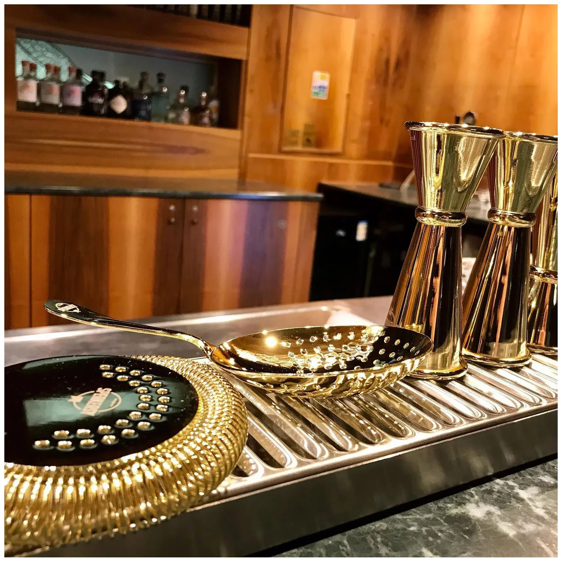 Zlaté barové sítko Julep / BAR PROFESSIONAL