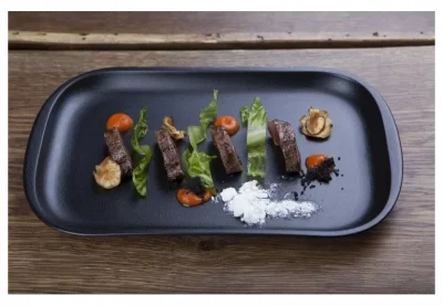 GRANDS CLASSICS Talíř na steak 32 x 21 cm / REVOL