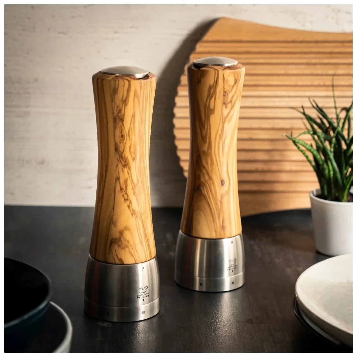 MADRAS Mlýnek na pepř 21 cm olivové dřevo / PEUGEOT
