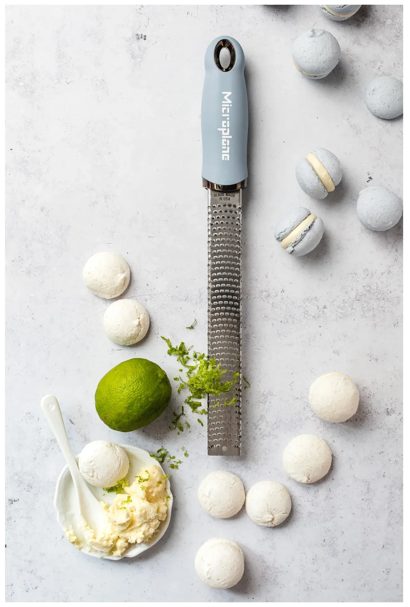 PREMIUM CLASSIC Světle modré struhadlo Zester / MICROPLANE
