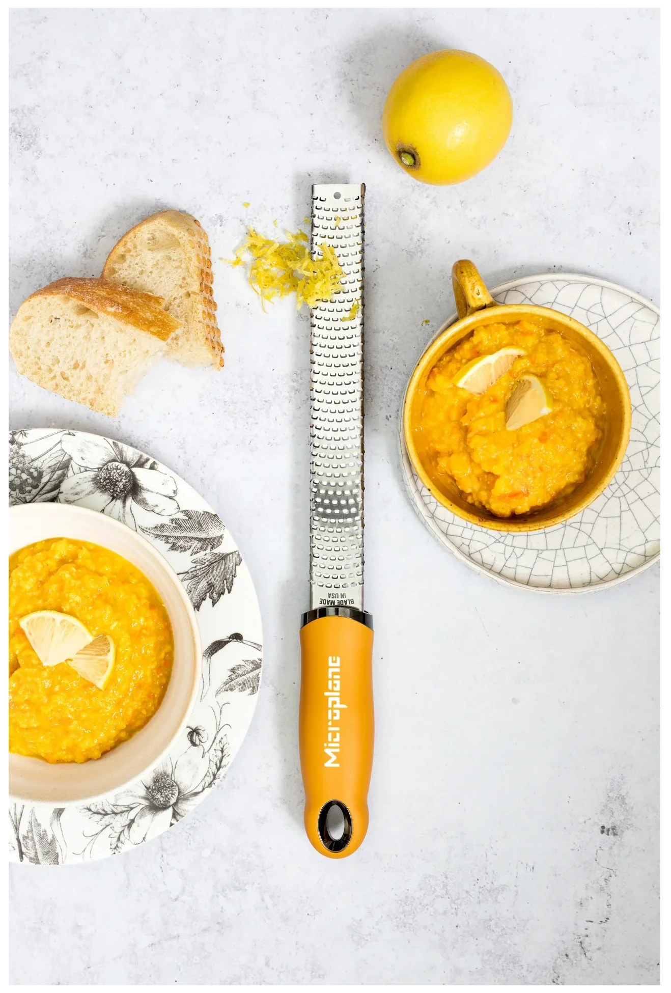 PREMIUM CLASSIC Hořčicově žluté struhadlo Zester / MICROPLANE