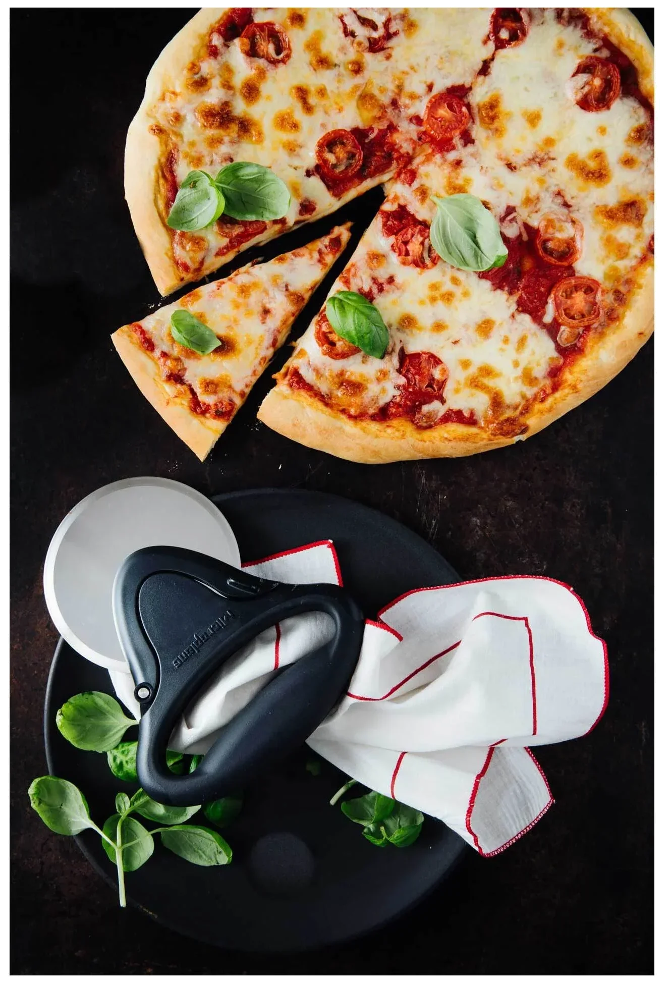 SPECIALTY Krájecí kolečko na pizzu / MICROPLANE