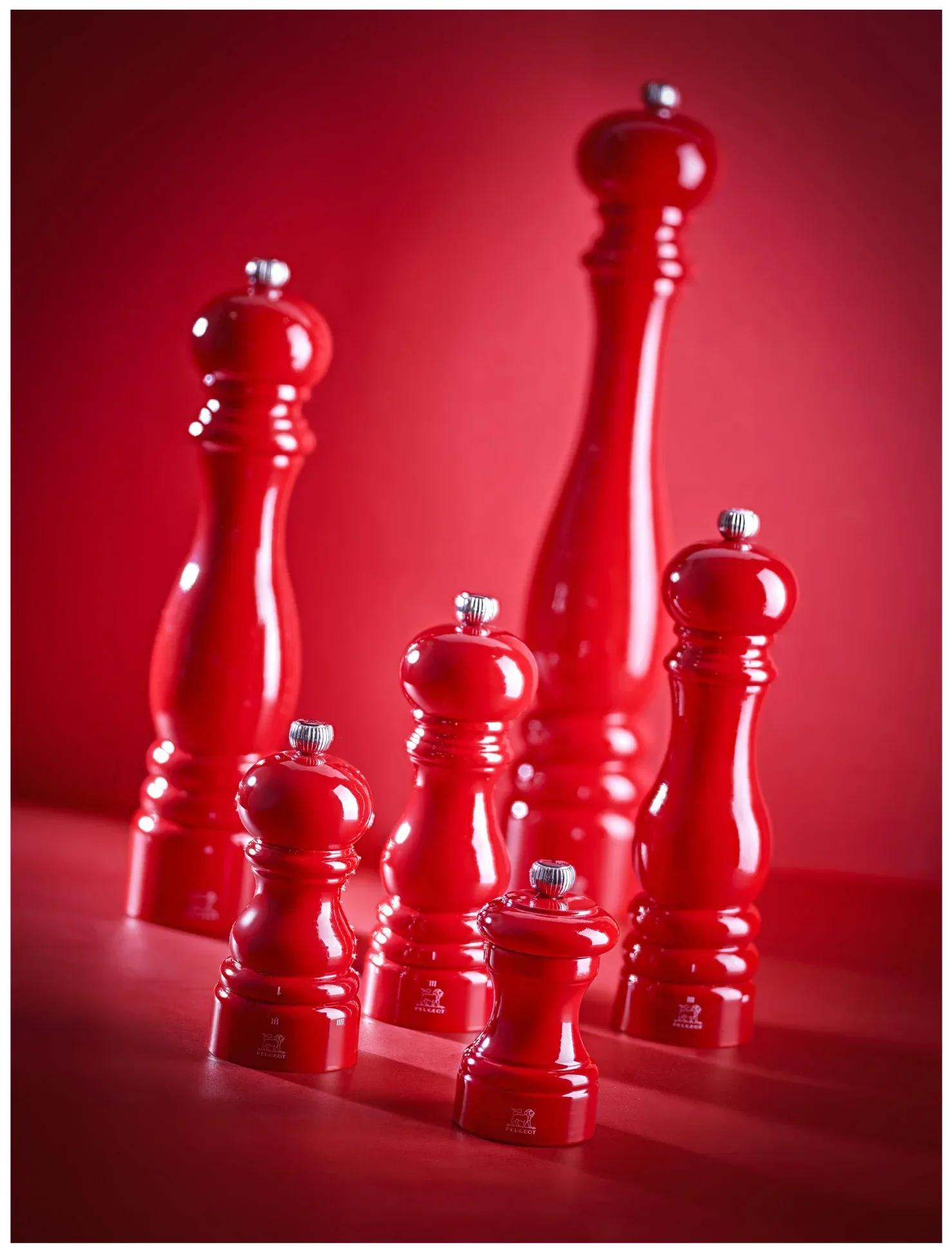 PEUGEOT Mlýnek na sůl PARIS 12 cm Red Passion lacquer