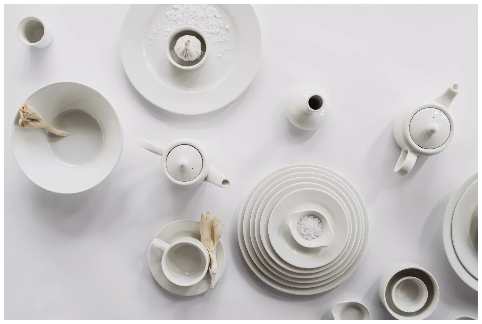 BANQUET Konvice na kávu s víčkem 700 ml / RAK PORCELAIN