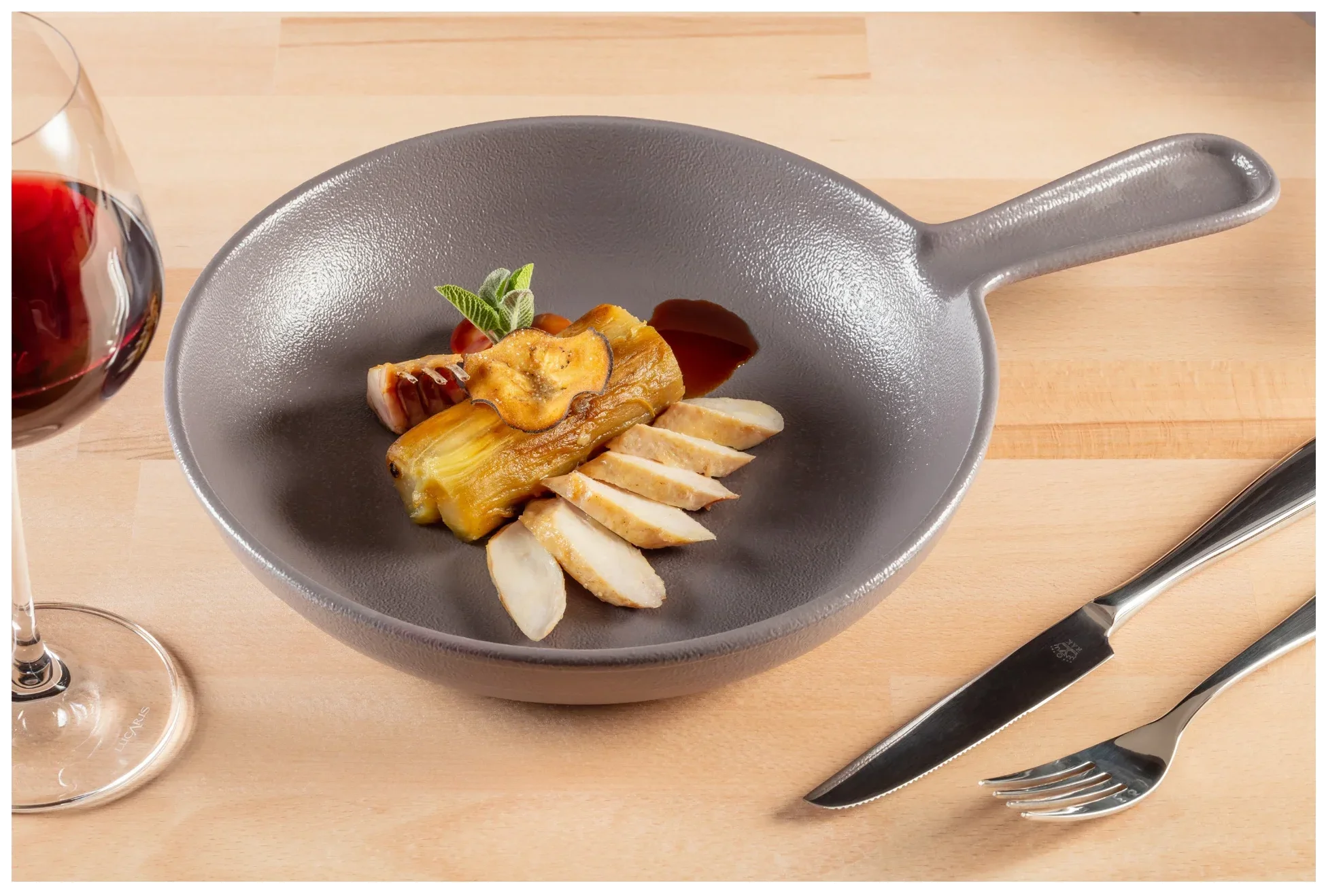 NEOFUSION Porcelánová pánev 24 cm Skála CHEF’S FUSION/ RAK PORCELAIN