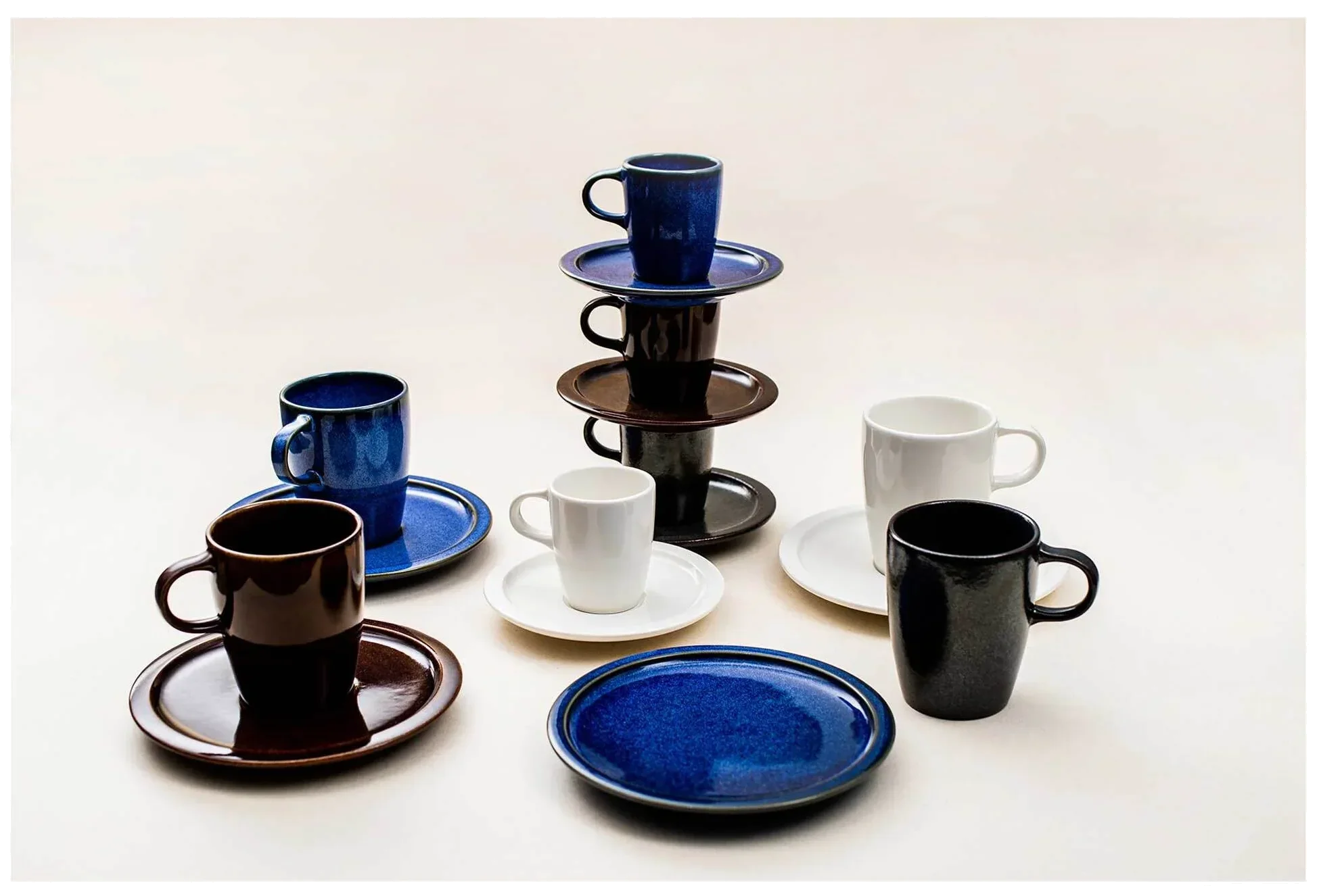 EASE RAKSTONE Mělký talíř 16 cm kobaltový / RAK PORCELAIN