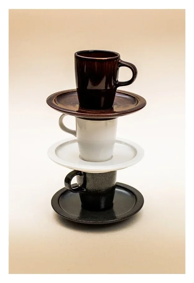 EASE RAKSTONE Podšálek na espresso 13 cm jantarový / RAK PORCELAIN