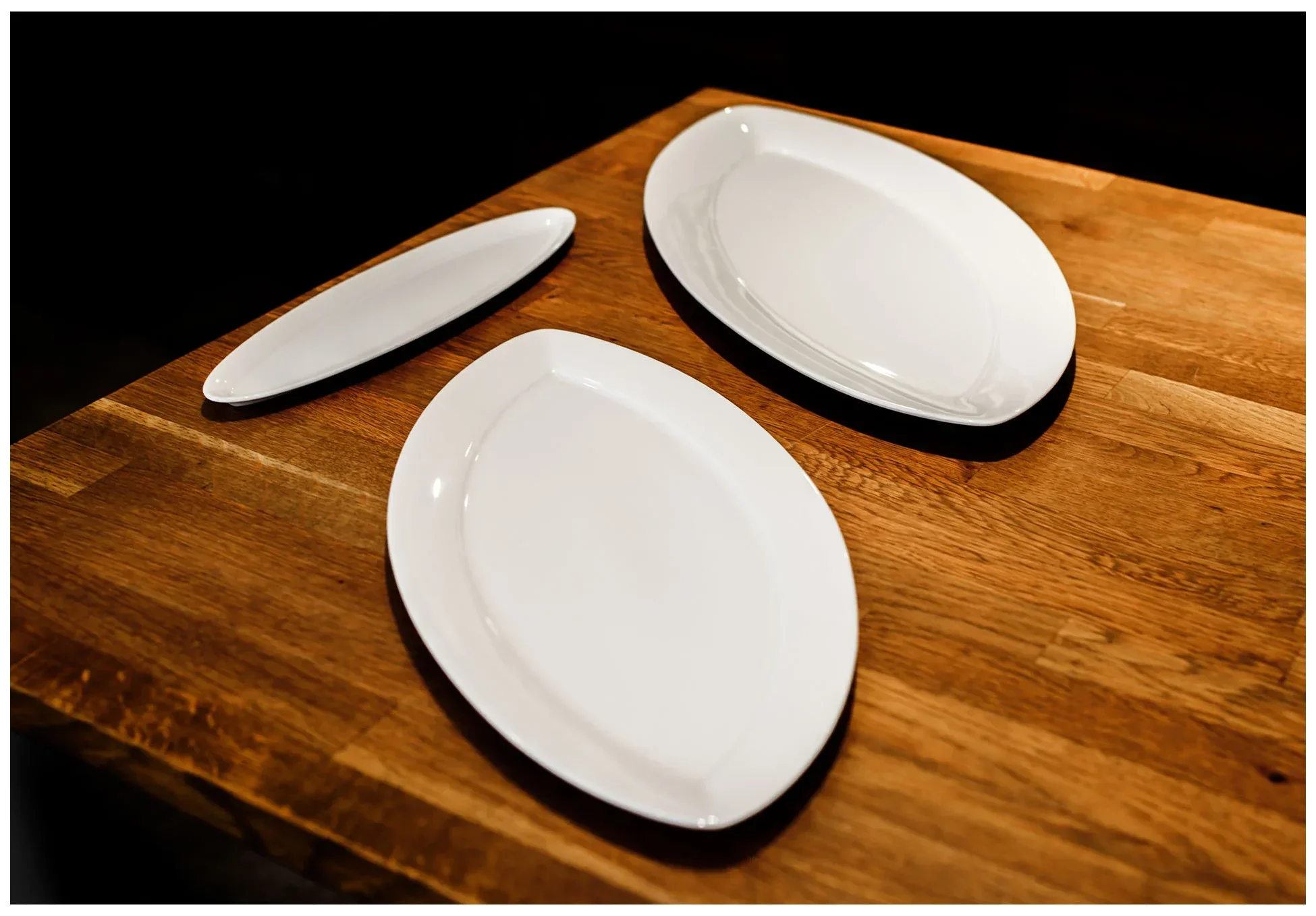 FINE DINE Oválná servírovací mísa 46 x 22 cm / RAK PORCELAIN