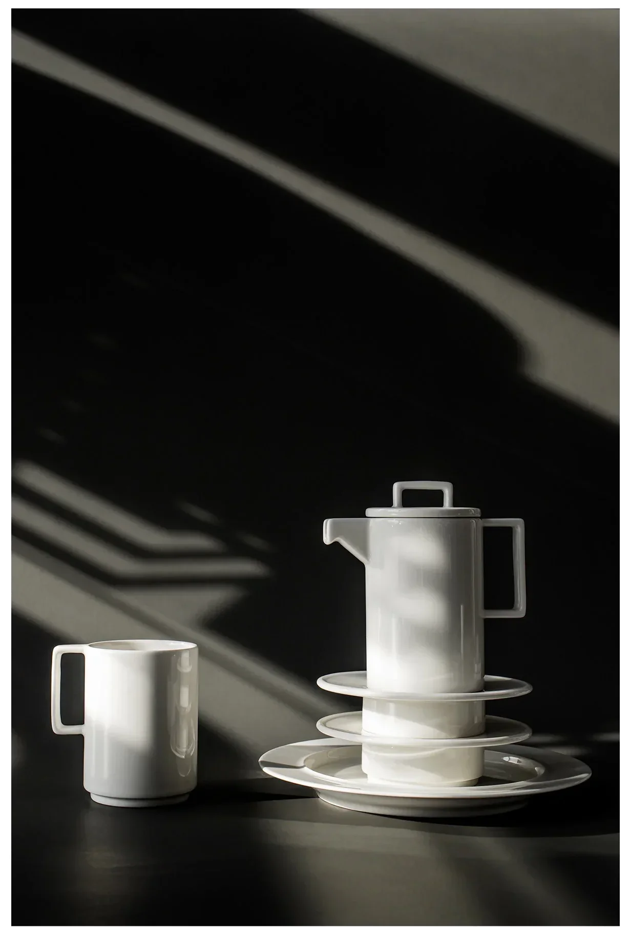 NORDIC Konvice na kávu s víčkem 400 ml / RAK PORCELAIN