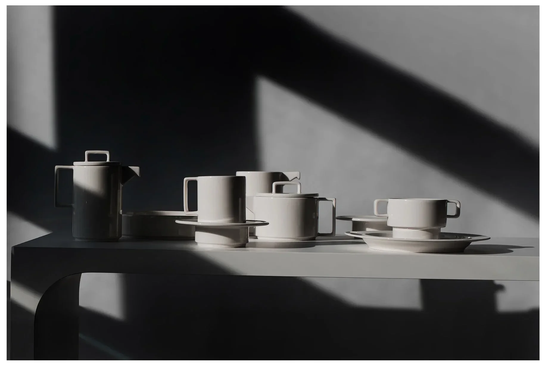NORDIC Konvice na kávu s víčkem 400 ml / RAK PORCELAIN
