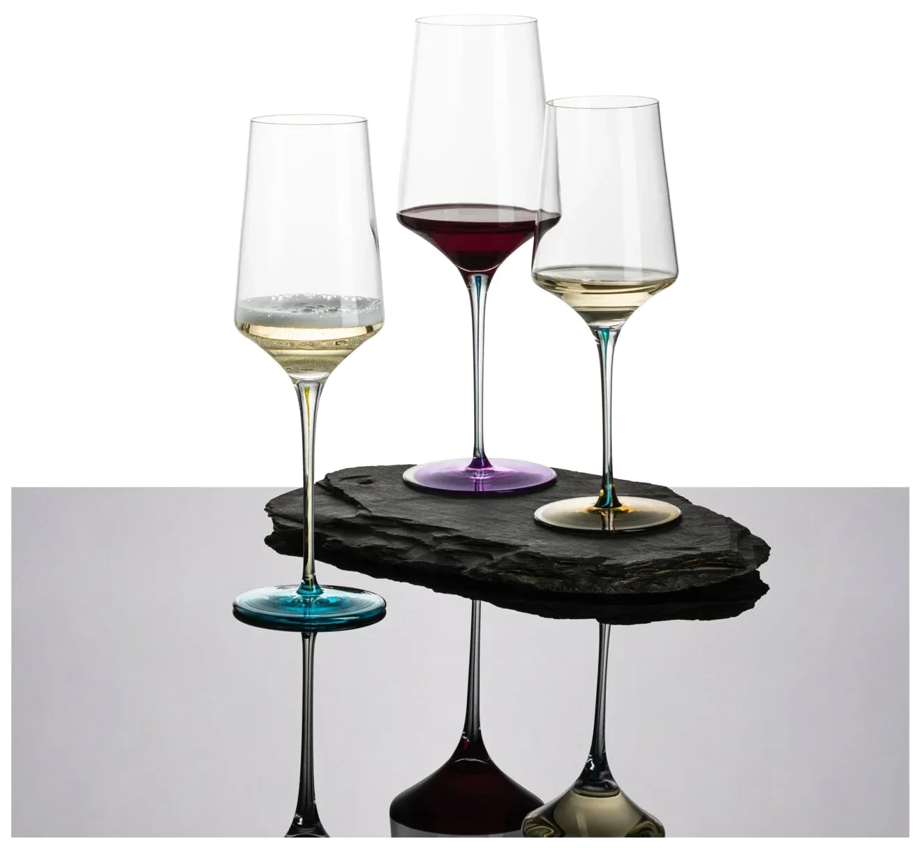 INK Sklenice na šampaňské 400 ml, smaragdová (1 ks) / ZWIESEL HANDMADE