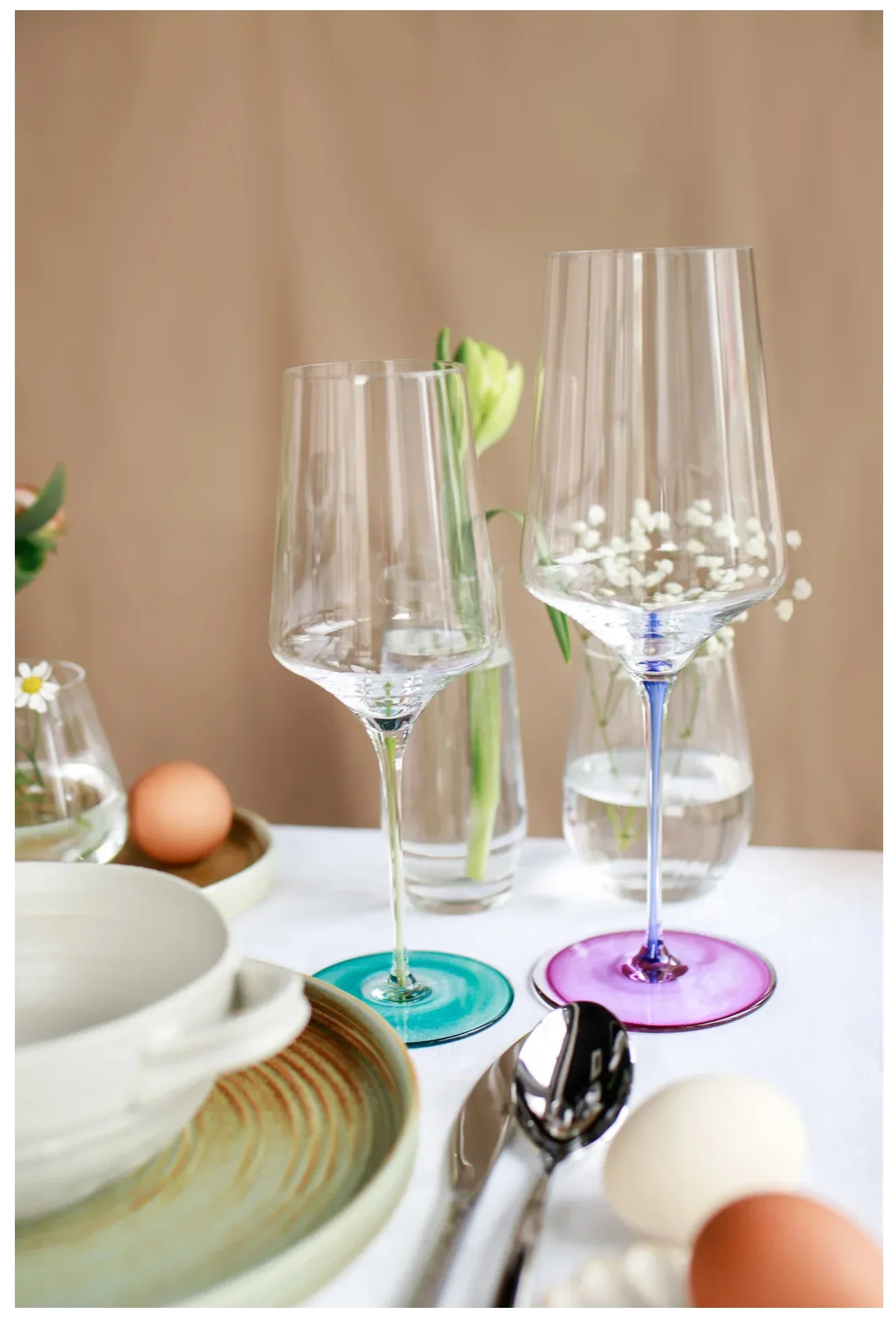 INK Sklenice na bílé víno 407 ml, smaragdová (1 ks) / ZWIESEL HANDMADE