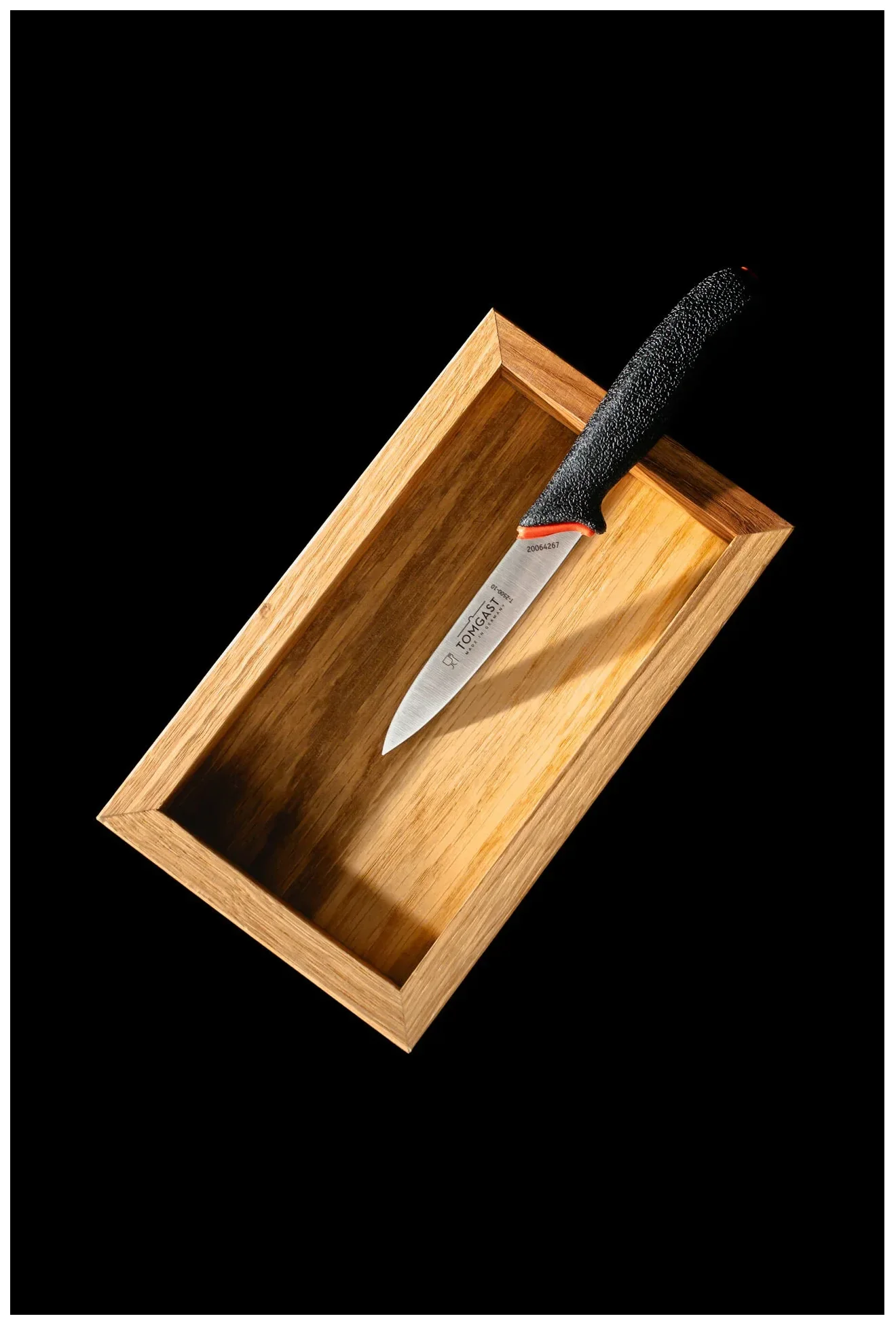 TOMGAST Nůž na zeleninu PRIMELINE délka 10 cm