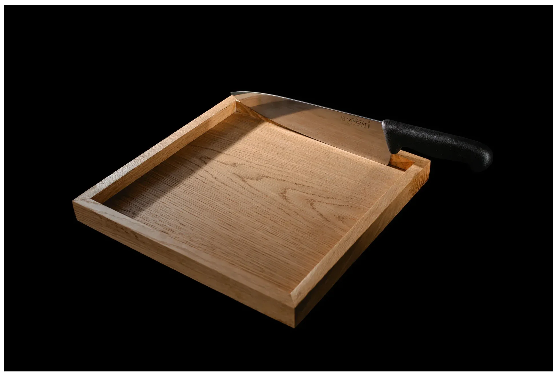 TOMGAST Černý kuchařský nůž, délka 26 cm