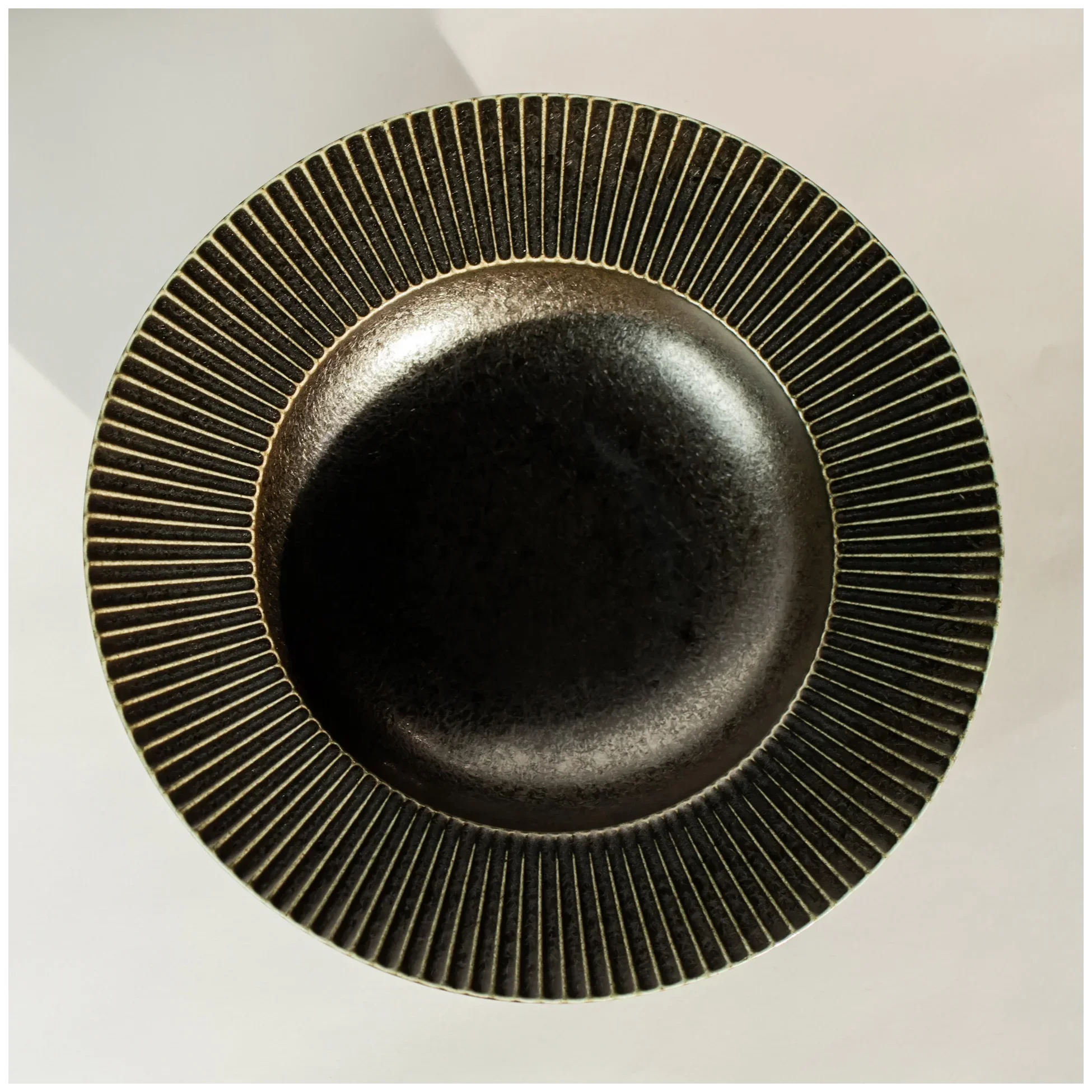 PLISSE Hluboký talíř, 28 cm / VERLO