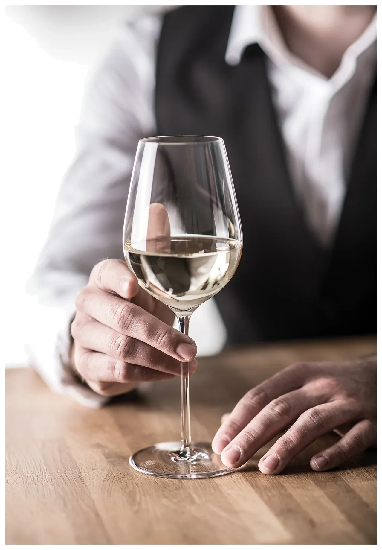 ENOTECA Sklenice na víno Riesling 319 ml, sada 2 ks / ZWIESEL HANDMADE